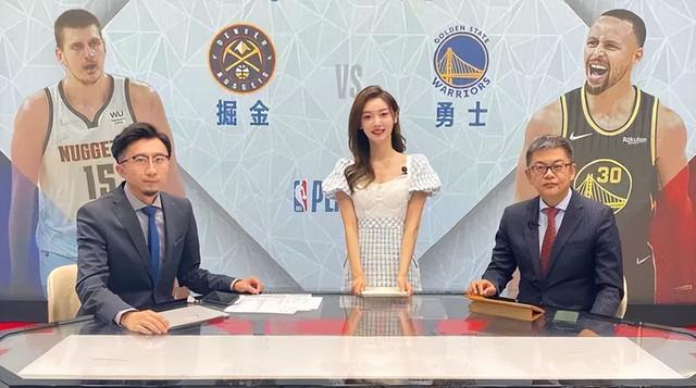 因掀裙子风波走红，美女篮球主播金佳悦又晒高清图，仙女气十足