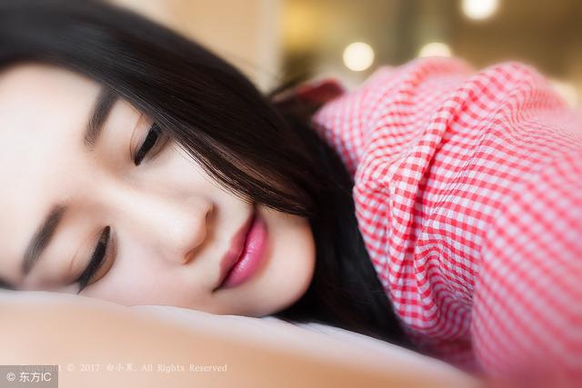 怎样哄女孩子开心？教你八个实用技巧