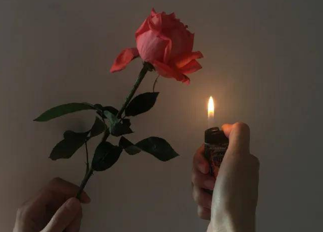 04年，22岁少女朱力亚，被男友传染艾滋，死前举动令人刮目相看