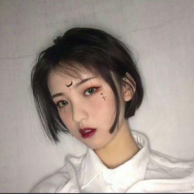 非主流女生微信头像霸气超拽