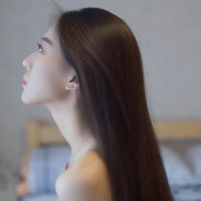 伤感难过气质女生微信头像