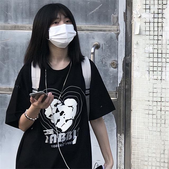 大佬都在用的微拽女生头像