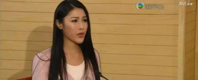 29岁前TVB小花拼最新一辑人气节目《美女厨房》人气急升