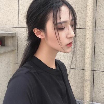 伤感难过气质女生微信头像