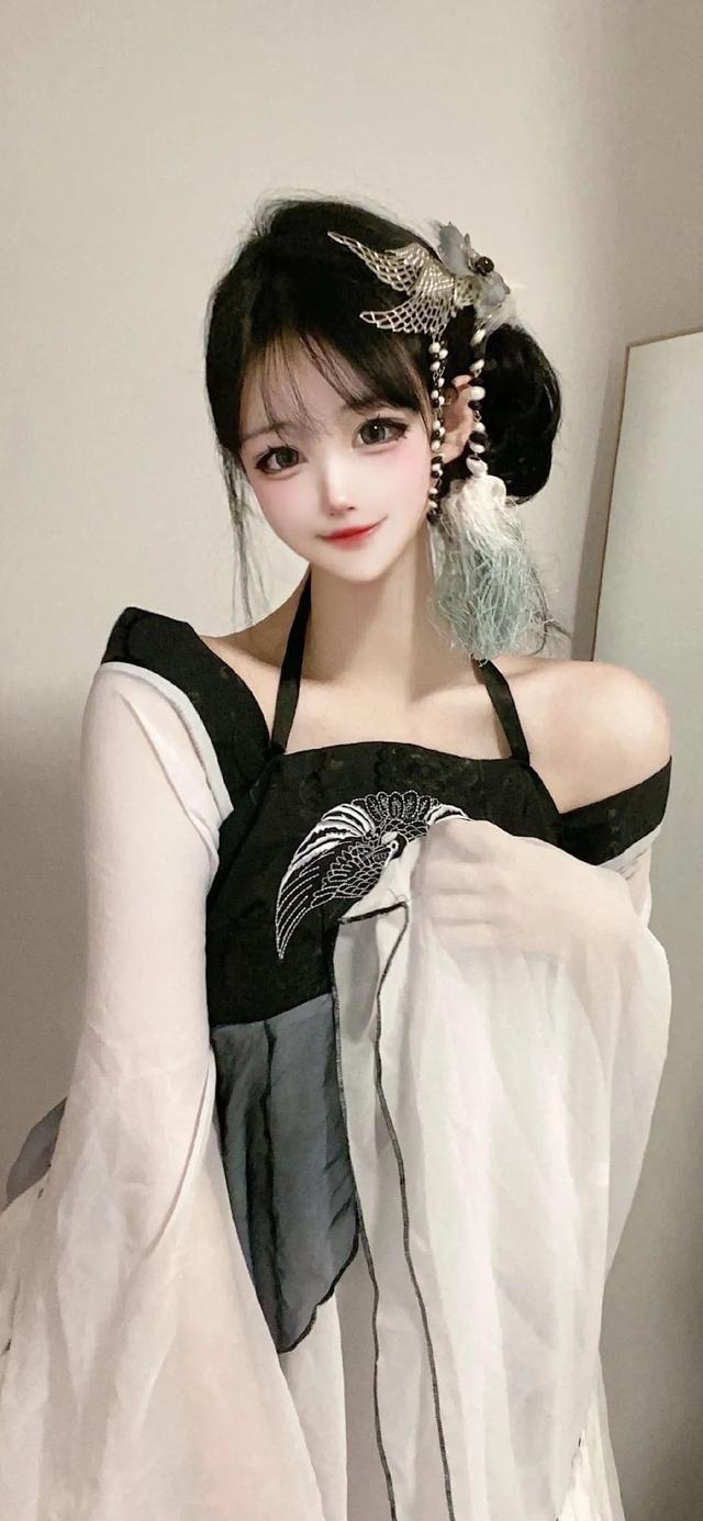 丝袜纯诱惑美女欣赏图片