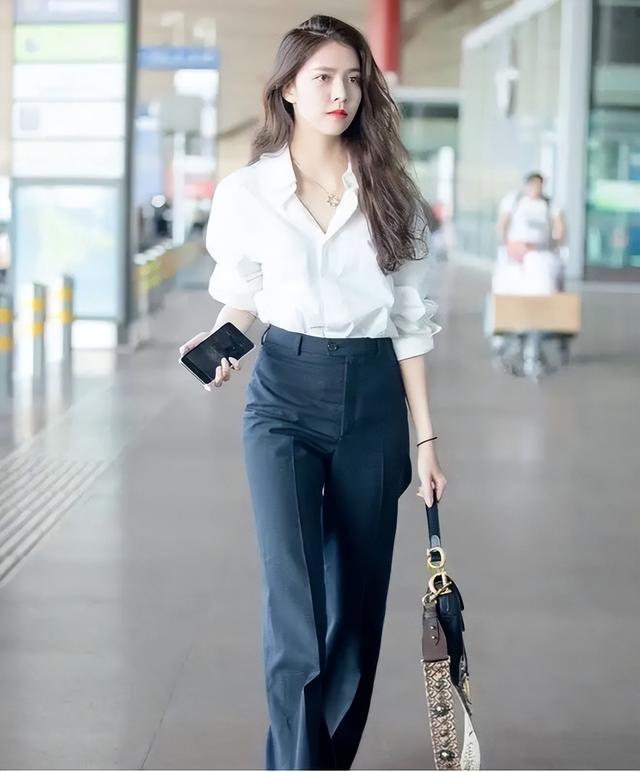真正优雅的女人,一般都具备这4个特征,即使长相普通,也很精致