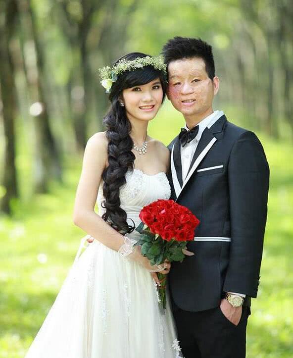 20岁越南美女嫁给丑男，婚姻幸福，网友表示难以理解！