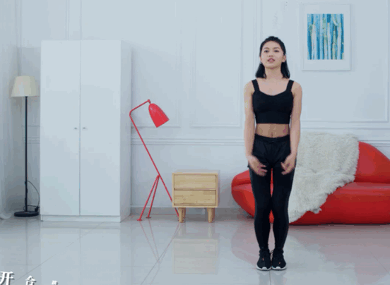 健身博主的性感身材,前凸后翘的曲线,分分钟看得人心跳加速