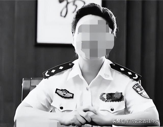 “打黑局长”文强堕落史:强奸女学生,霸占警花10多年,玩弄女星