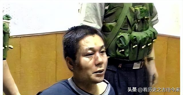 “打黑局长”文强堕落史:强奸女学生,霸占警花10多年,玩弄女星
