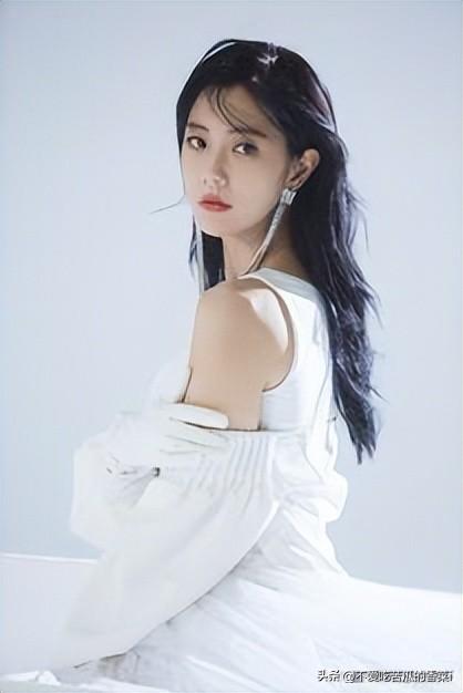 2022年韩国十大美女排行榜,每一位都可以用惊为天人来形容!