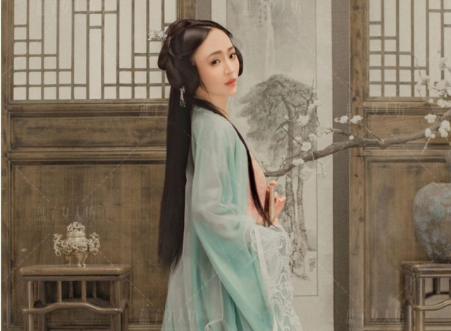 肥肉哥连载金瓶梅第10章：潘金莲：做舔狗怎么了，为了武松我乐意