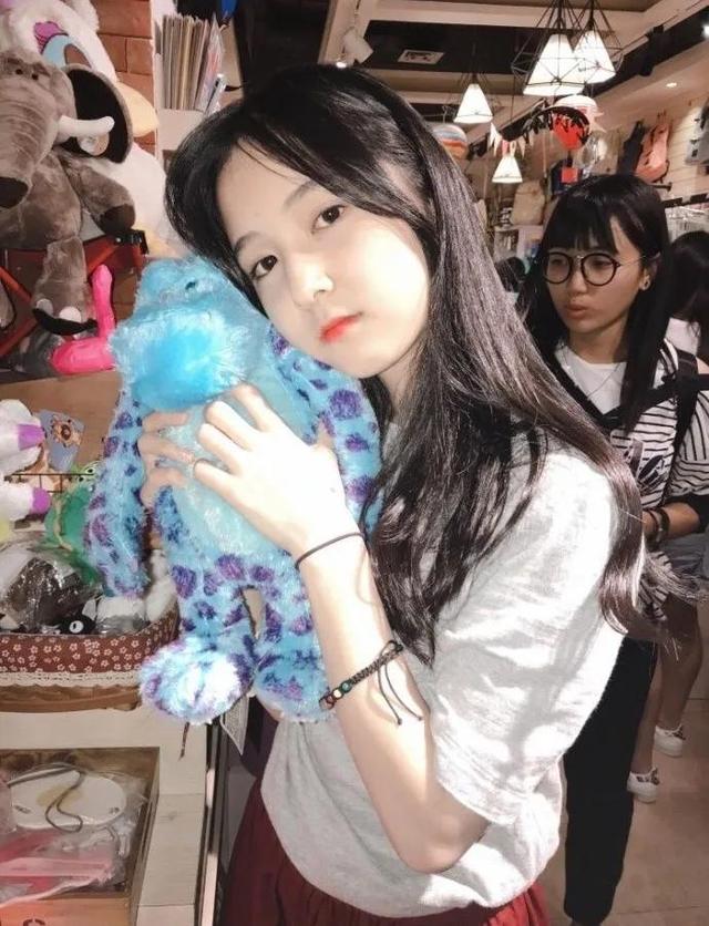 清华大学最美的女学霸张沈心然