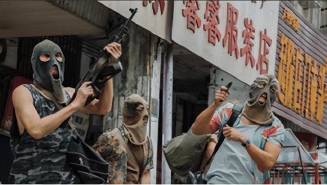 重庆司法局局长文强：霸占女警花十年，还与12位女明星有染