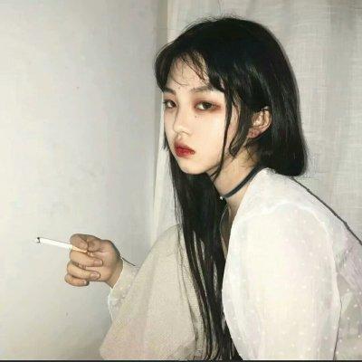 非主流女生微信头像霸气超拽