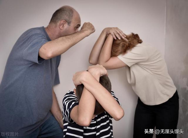 女家教遭强奸！选择沉默，自愿发生性关系！这份工作危险吗？