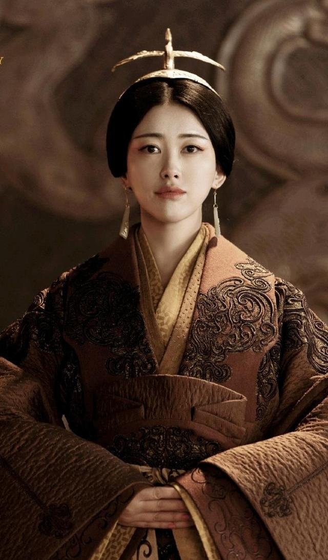 为何秦始皇会偏爱一位50岁的寡妇？专家在秦始皇陵墓中找到答案