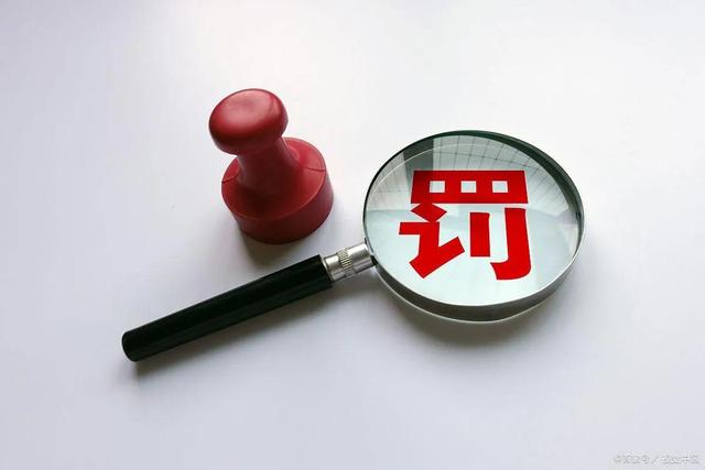 男子空闲时找两个女人嫖娼,事后竟然通过斗地主赢回嫖资