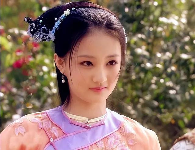 娱乐圈你知道哪些方脸大美女?