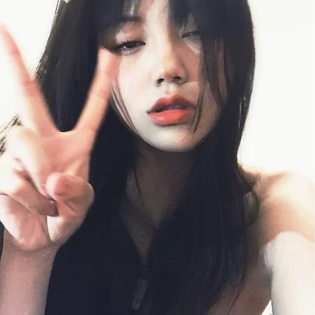大佬都在用的微拽女生头像