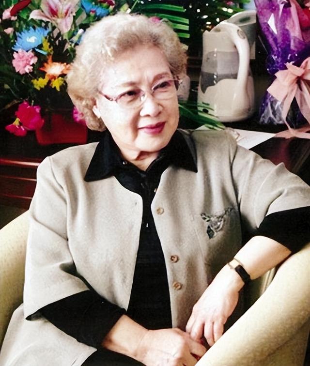 被称为中国第一美女,99岁高龄依然有人追,看看她是谁?