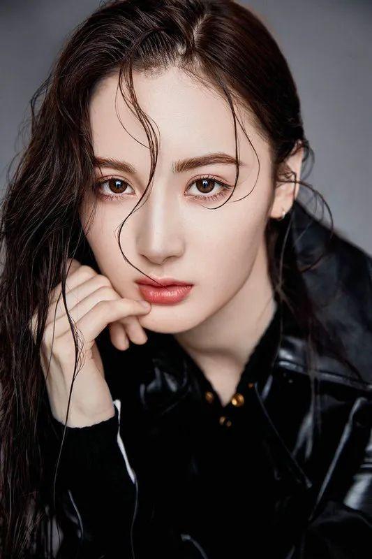 在韩出道的俄罗斯美女参加恋综，美到全体为她起立鼓掌