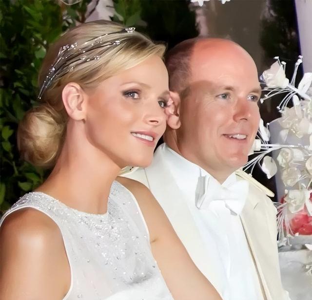 摩纳哥王妃：逃婚3次被抓回，丈夫私生子找上门，结婚11年伤透心