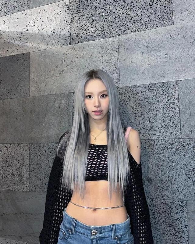 Twice竟然隐藏着韩国最美亚逼?孙彩瑛真的很难不爱!