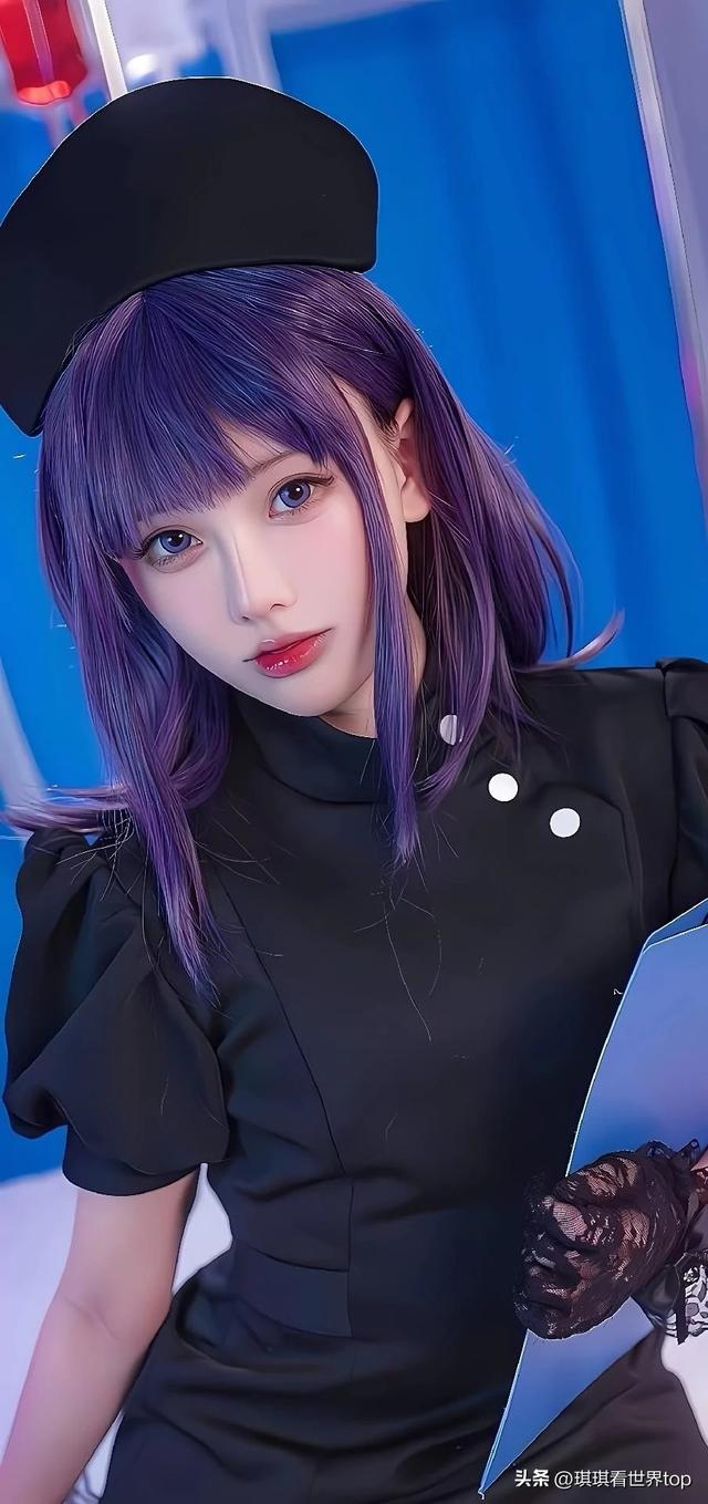 小蛮腰白净诱人的粉嫩小妹妹娇躯稚嫩惹火艺术写真