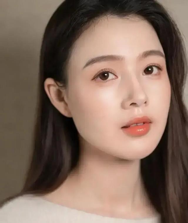 20位女性的千娇百媚,都被高清相机记录下来