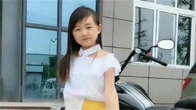 19年成都“最美袖珍女”结婚,却因长相引起争议,婚后生活如何?