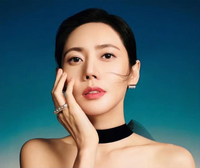 “浪姐”这一夜，日本女星登顶人气榜，“二次元”们彻底摊牌了