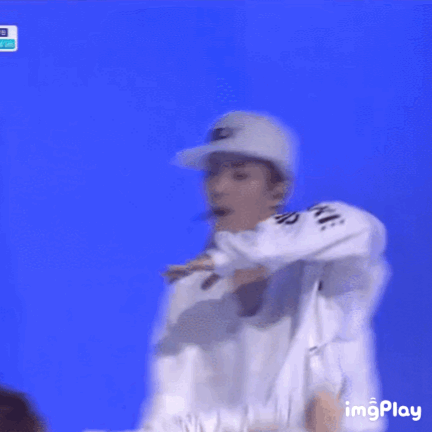 「EXO」「分享」191016 召唤wolf时节的珉锡，一点也不凶的漂亮小狼崽