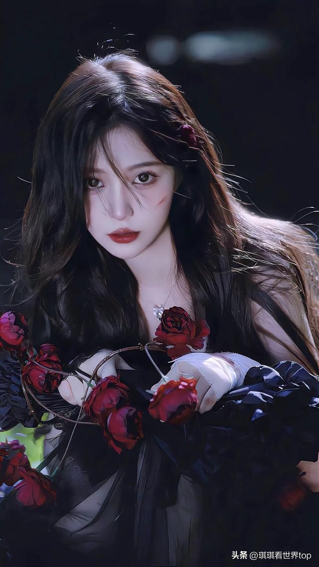 小蛮腰白净诱人的粉嫩小妹妹娇躯稚嫩惹火艺术写真