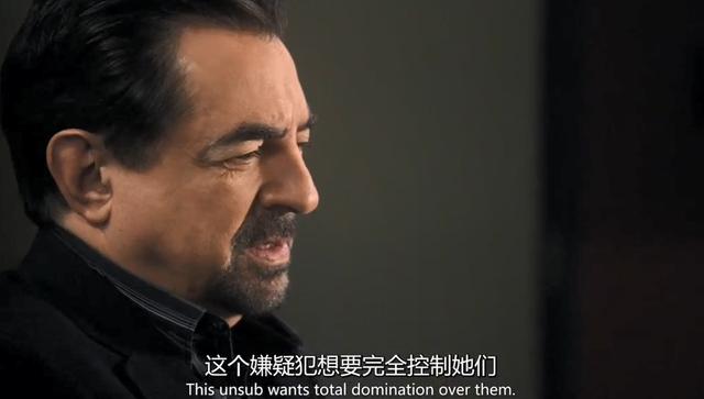 神秘凶手连环作案，绑架妙龄少女做成活人玩偶，犯罪惊悚片