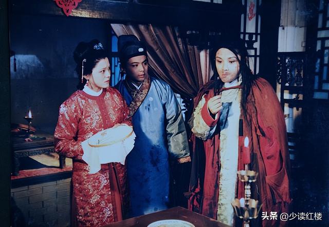 贾宝玉无意中做了三件事，没有任何恶意，却害了三个女孩的幸福