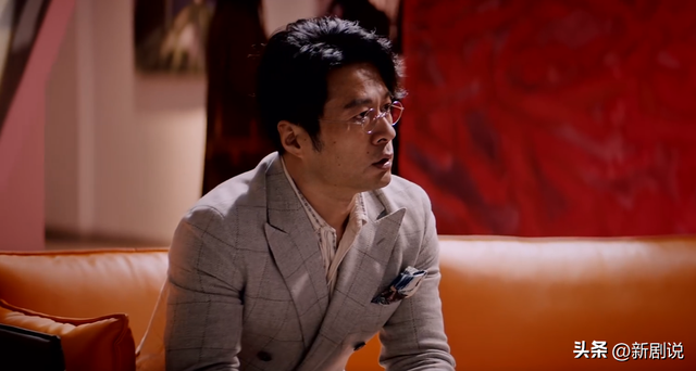 美女接连上吊身亡，调查后发现，她们都与一个男人有关！