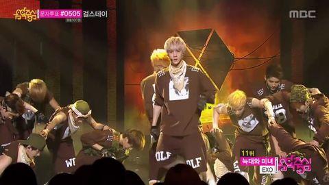 「EXO」「分享」191016 召唤wolf时节的珉锡，一点也不凶的漂亮小狼崽