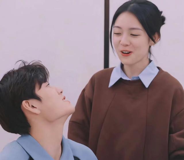 《喜欢你我也是》过半两对真情侣呼之欲出，别走一如往昔老路就好