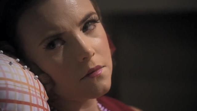 神秘凶手连环作案，绑架妙龄少女做成活人玩偶，犯罪惊悚片