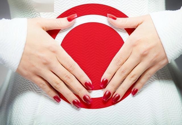 女性自己“用手”会怎样？会破坏处女膜？别害羞，正确认知是关键