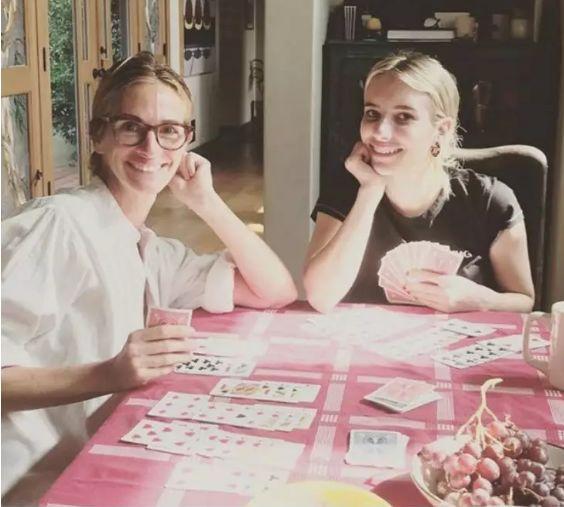 这对“美国意难忘”，又双叒......