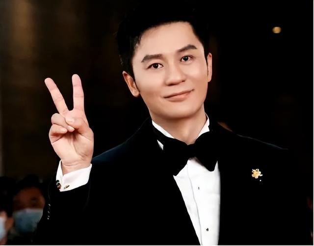 歧视女性?李晨一句“女生是累赘”引众怒,连夜发文致歉