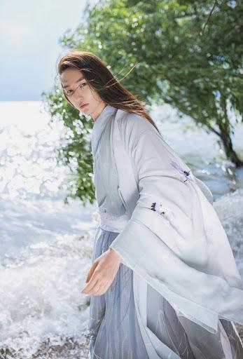 青你有瓜？段小薇素人时期两段恋情被扒，大尺度照和暧昧记录流出