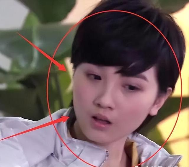 自曝整容数十次，“后天美女”陈小纭旧照流出后，真实颜值成亮点