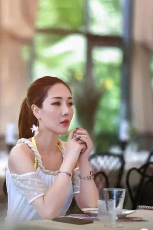 不和男人计较的女人