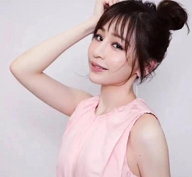 “浪姐”这一夜，日本女星登顶人气榜，“二次元”们彻底摊牌了