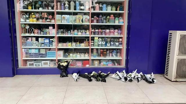 江苏扬州 冤枉小女孩偷窥 已关门停业 你怎么看？