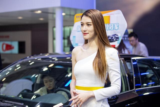 【2023上海国际车展】车模美女火辣身材