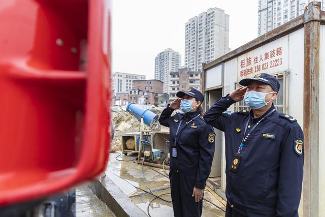 发现重庆之美丨有柔情有智慧有毅力，她被大家称为“城管花木兰”